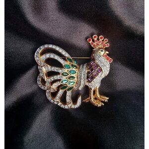 Rare Find Vintage SWAROVSKI Gold Plated Rooster Brooch Pin